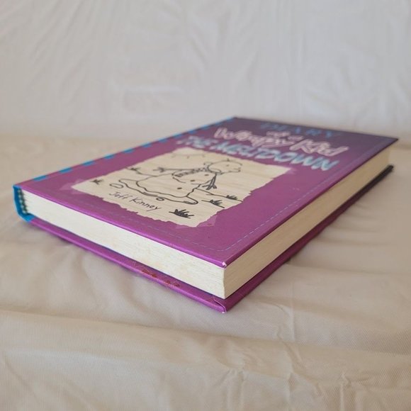 Diary Of A Wimpy Kid Book 13 The Meltdown Hardcover Jeff Kinney - Picture 7 of 8